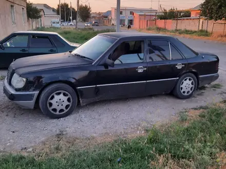 Mercedes-Benz E 300 1992 года за 1 100 000 тг. в Шымкент – фото 4