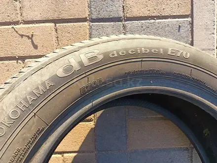 Шины 215/60 R16 — "Yokohama dB decibel E70" (Япония), летние. В х за 25 000 тг. в Астана – фото 6