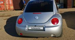 Volkswagen Beetle 2000 года за 3 200 000 тг. в Державинск – фото 5