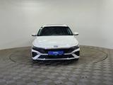 Hyundai Elantra 2024 года за 7 630 000 тг. в Алматы – фото 2