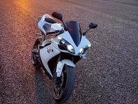 Yamaha  R1 2008 года за 3 500 000 тг. в Алматы