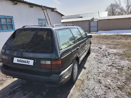 Volkswagen Passat 1992 года за 1 000 000 тг. в Мерке – фото 2