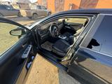 Toyota Camry 2013 годаfor9 000 000 тг. в Атырау – фото 4