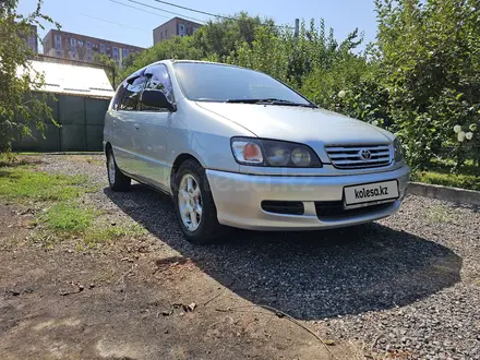 Toyota Ipsum 1997 года за 4 500 000 тг. в Алматы – фото 2