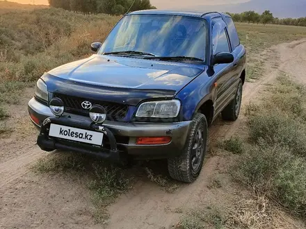 Toyota RAV4 1996 года за 3 300 000 тг. в Тараз – фото 2