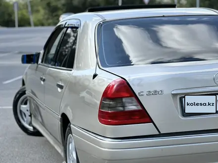 Mercedes-Benz C 220 1995 года за 1 900 000 тг. в Караганда – фото 5