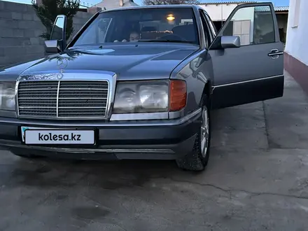 Mercedes-Benz E 200 1990 года за 2 000 000 тг. в Туркестан