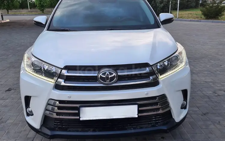 Toyota Highlander 2019 года за 12 000 000 тг. в Актобе