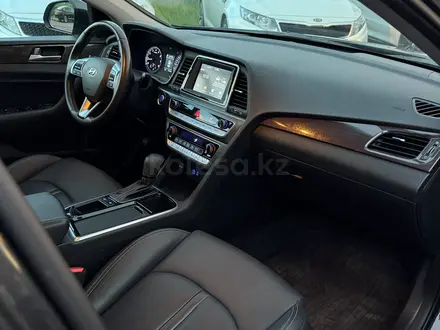 Hyundai Sonata 2017 года за 8 800 000 тг. в Алматы – фото 24