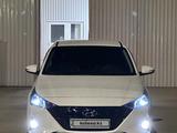 Hyundai Accent 2022 года за 8 400 000 тг. в Атырау