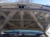 Капот Nissan Sunny B14 за 65 000 тг. в Караганда