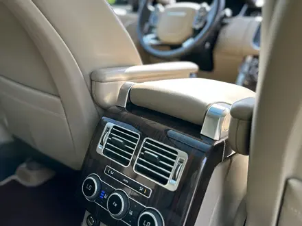 Land Rover Range Rover 2016 года за 30 000 000 тг. в Алматы – фото 16
