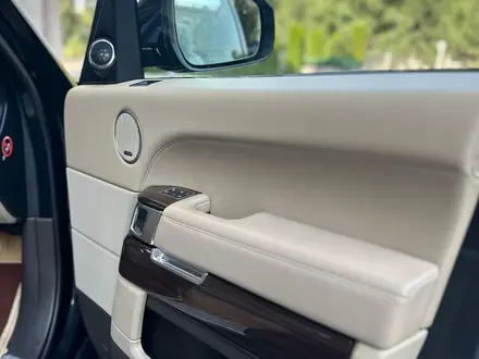 Land Rover Range Rover 2016 года за 30 000 000 тг. в Алматы – фото 25
