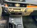 Lexus ES 300h 2014 года за 9 000 000 тг. в Атырау – фото 20