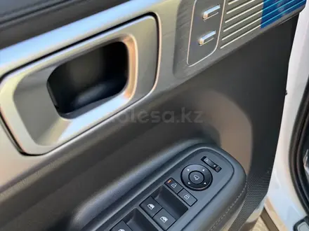 Hyundai Santa Fe 2025 года за 20 000 000 тг. в Шымкент – фото 9