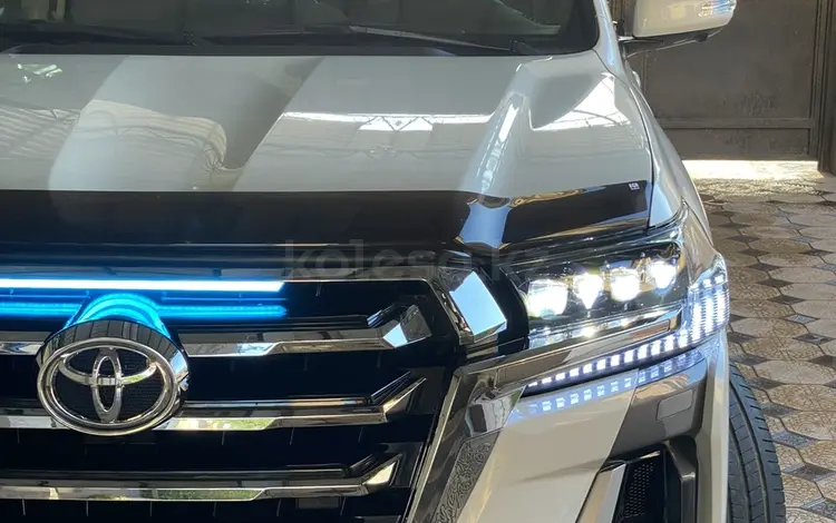 Toyota Land Cruiser 2020 года за 38 000 000 тг. в Шымкент