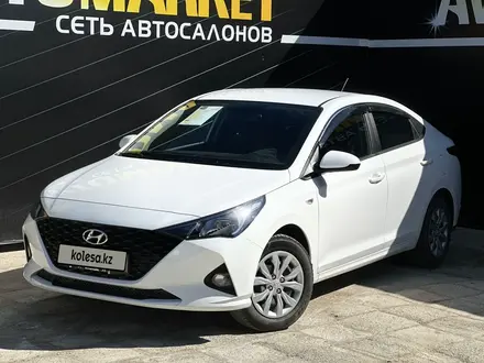 Hyundai Accent 2021 года за 8 800 000 тг. в Атырау