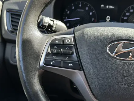 Hyundai Accent 2021 года за 8 800 000 тг. в Атырау – фото 16