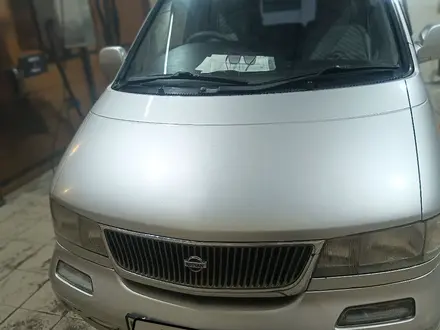 Nissan Largo 1997 года за 2 600 000 тг. в Караганда – фото 2