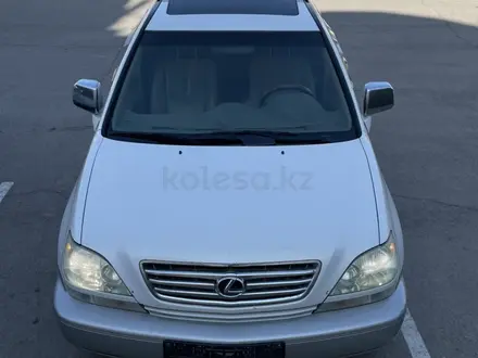 Lexus RX 300 2003 года за 5 250 000 тг. в Актау – фото 2