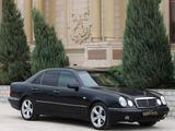 Mercedes-Benz E 280 1996 года за 1 800 000 тг. в Шымкент