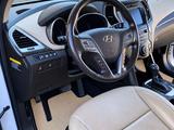 Hyundai Santa Fe 2016 годаүшін6 850 000 тг. в Караганда – фото 4