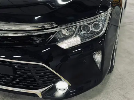 Toyota Camry 2017 года за 12 500 000 тг. в Астана – фото 3