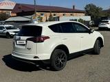 Toyota RAV4 2016 годаfor11 900 000 тг. в Усть-Каменогорск – фото 2