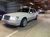 Mercedes-Benz E 280 1994 годаfor8 500 000 тг. в Алматы – фото 2