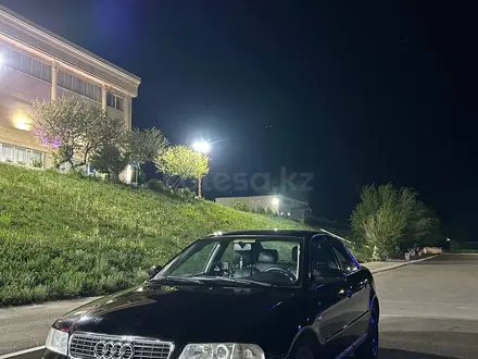Audi A4 2001 года за 2 900 000 тг. в Алматы – фото 5