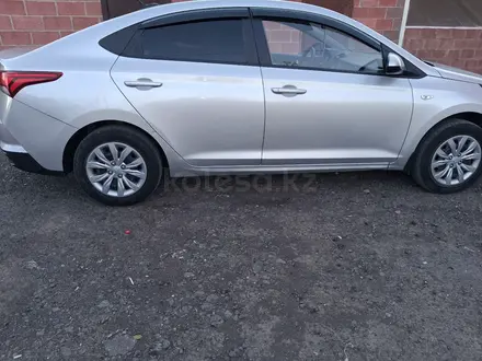 Hyundai Accent 2020 года за 5 200 000 тг. в Астана – фото 3