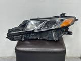 Передний фара на Toyota Camry 70-75 USA NEW ORIGINAL за 10 000 тг. в Алматы