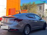 Hyundai Elantra 2020 года за 8 500 000 тг. в Атырау – фото 4