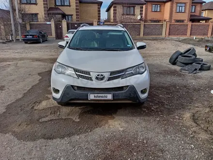 Toyota RAV4 2015 года за 7 000 000 тг. в Актобе