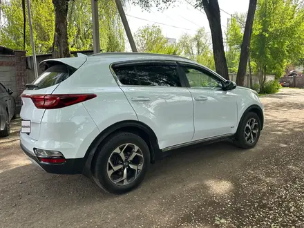 Kia Sportage 2018 года за 9 300 000 тг. в Алматы – фото 21