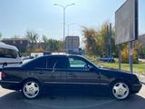 Mercedes-Benz E 280 2000 годаfor3 100 000 тг. в Алматы