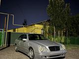 Mercedes-Benz E 200 2001 годаүшін2 700 000 тг. в Кызылорда
