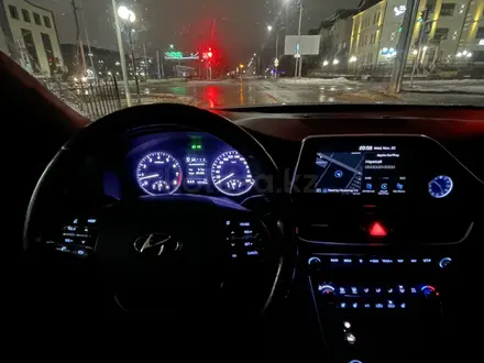 Hyundai Grandeur 2016 года за 6 100 000 тг. в Караганда