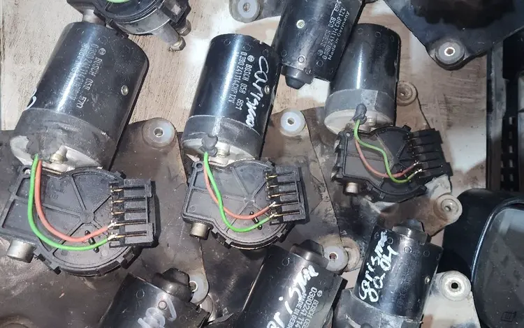 Моторчик дворников стеклоочистителя на левый руль Mitsubishi Carisma Space за 10 000 тг. в Алматы