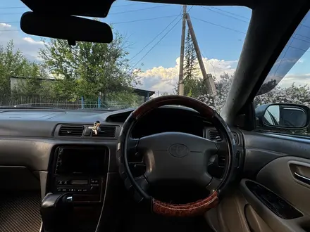 Toyota Camry 2000 года за 3 000 000 тг. в Семей – фото 5