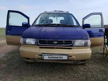 Nissan Prairie Joy, 1996