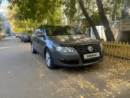 Volkswagen Passat 2006 года за 3 200 000 тг. в Петропавловск – фото 7