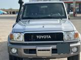 Toyota Land Cruiser 2022 года за 35 000 000 тг. в Актобе – фото 2