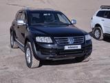 Volkswagen Touareg 2005 года за 4 900 000 тг. в Алматы – фото 5