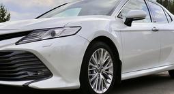 Toyota Camry 2020 года за 14 800 000 тг. в Алматы – фото 4