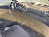 Mazda 323 1996 годаүшін600 000 тг. в Бишкуль – фото 5