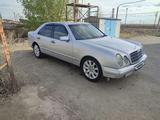 Mercedes-Benz E 230 1995 годаfor2 150 000 тг. в Караганда