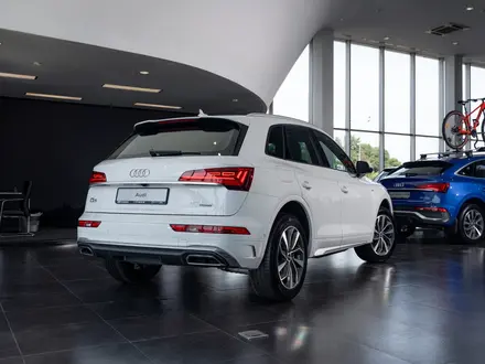 Audi Q5 2023 года за 40 790 000 тг. в Алматы – фото 7