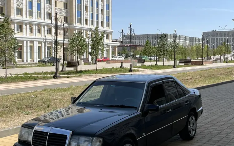 Mercedes-Benz E 260 1990 годаүшін1 900 000 тг. в Астана