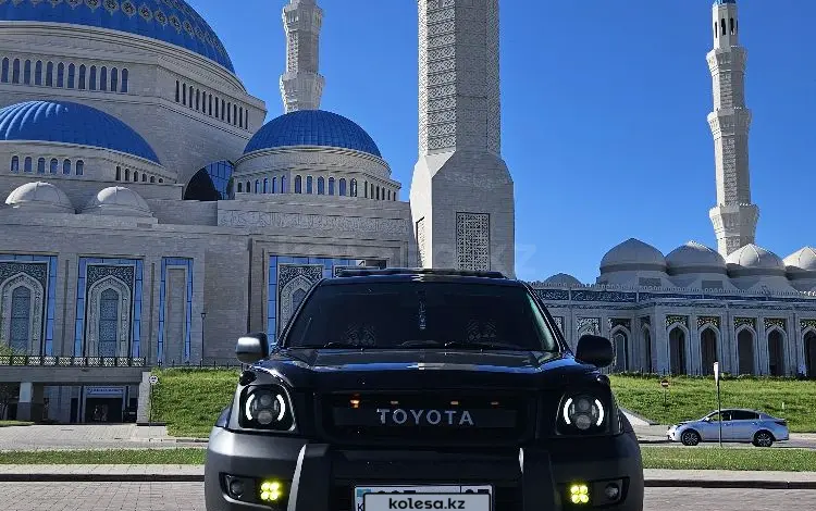 Toyota Land Cruiser Prado 2005 года за 13 555 555 тг. в Астана